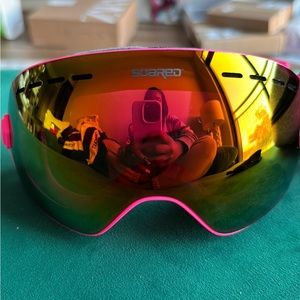 Ski goggles